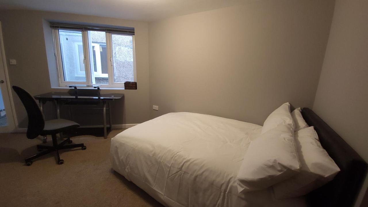Apartamento Fully Furnished 3 Bedroom Bristol